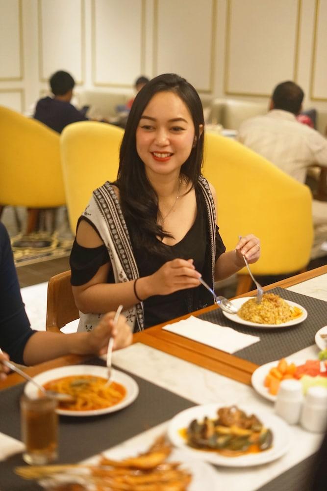 雅加达哈里森芝莱杜酒店 外观 照片